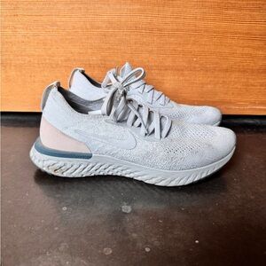 Nike Epic React Flyknit Platinum Beige Running Shoes